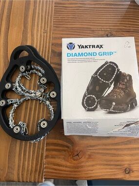 Yaktrax Diamond Grip Ice Traction Cleats - Black